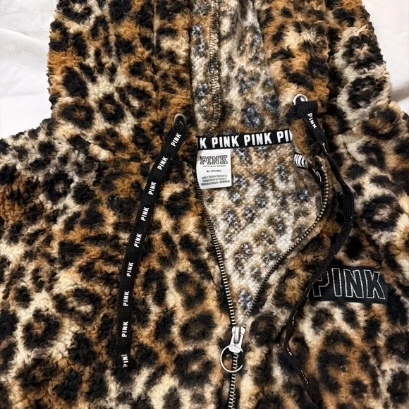 PINK Victoria's Secret Leopard Quarter Zip Teddy - Picture 2 of 4